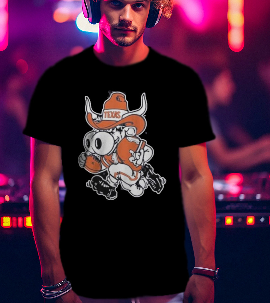 Texas Longhorns Bevo Mascot Football Cowboy T-Shirt
