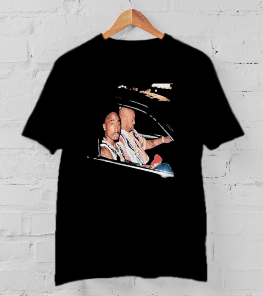 2Pac And Suge Knight Black Car Night Image T-Shirt