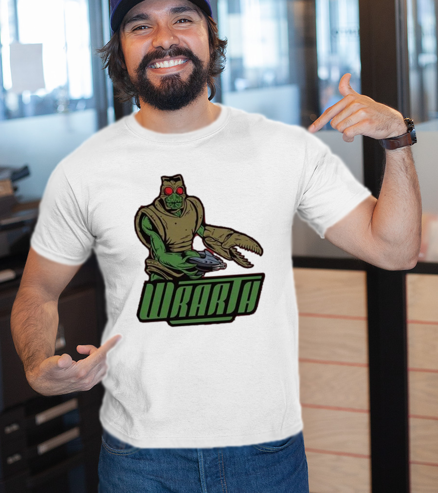 Wrarth Warrior Doctor Who Alien Creature With Claws And Spaceship Gun T-Shirt