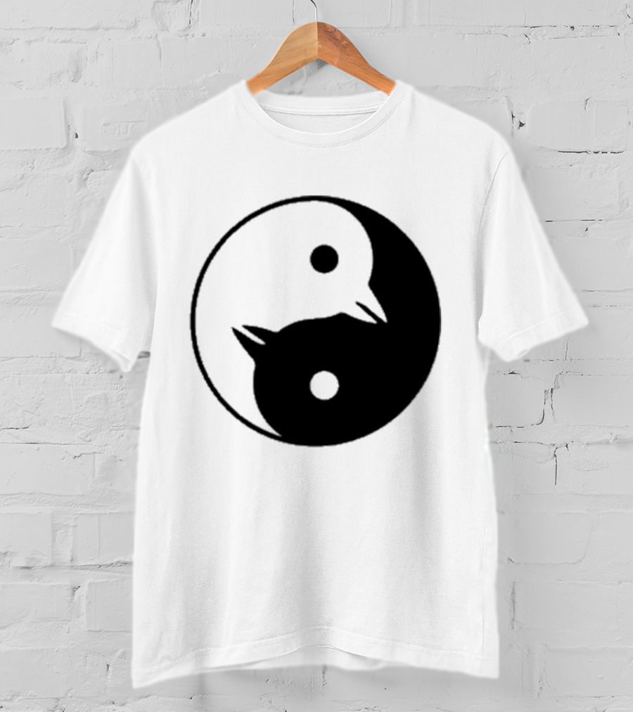 Yin Yang Penguins Pinguini Tattici Nucleari T-Shirt