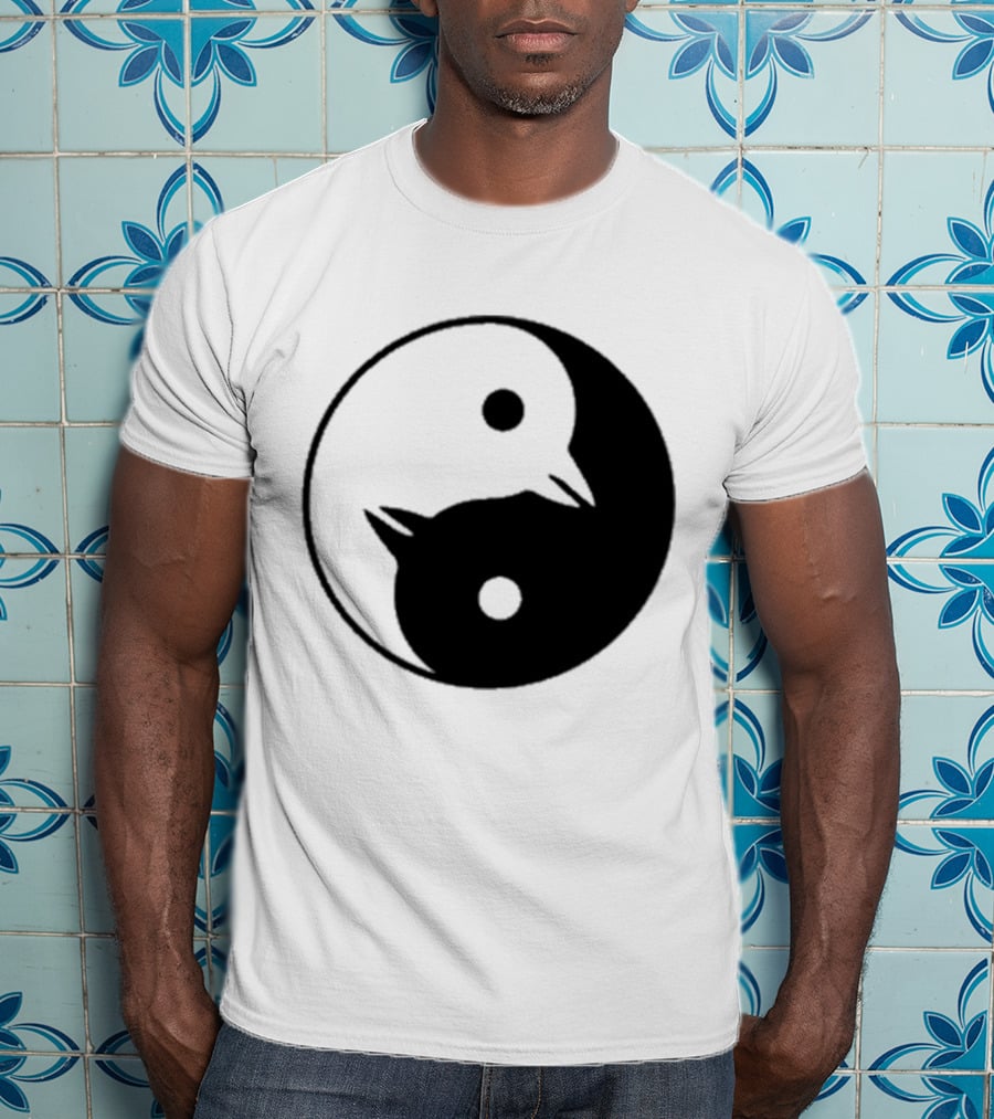 Yin Yang Penguins Pinguini Tattici Nucleari T-Shirt