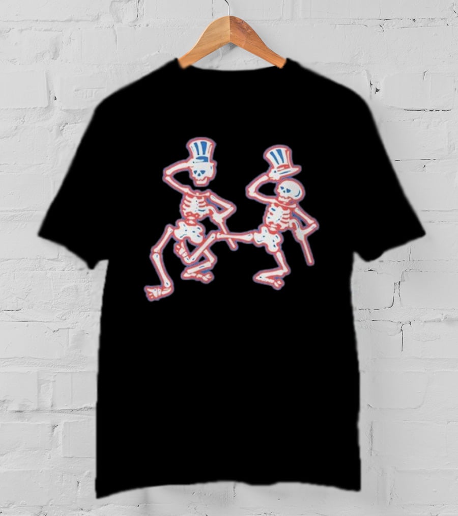 Grateful Dead Dancing Skeletons Patriotic Top Hat Skelly Duo T-Shirt