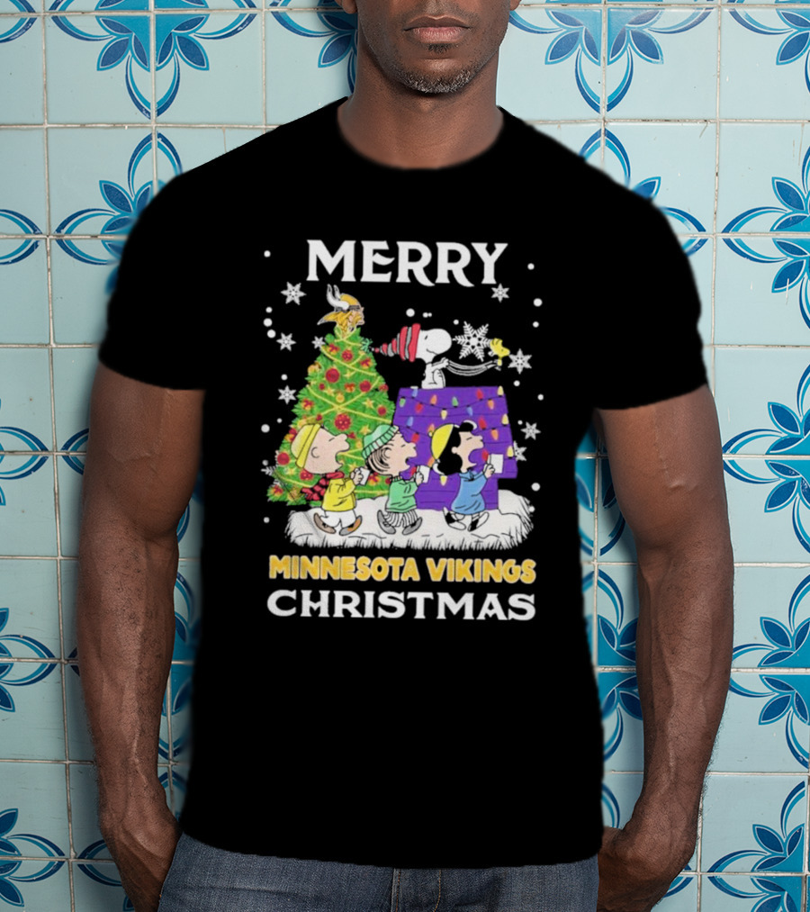Merry Minnesota Vikings Christmas Snoopy Team Celebration T-Shirt