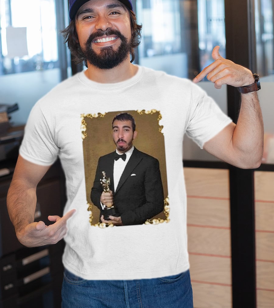 Saleh Jafarawi Mr Fafo Oscar Statue Award Winner T-Shirt