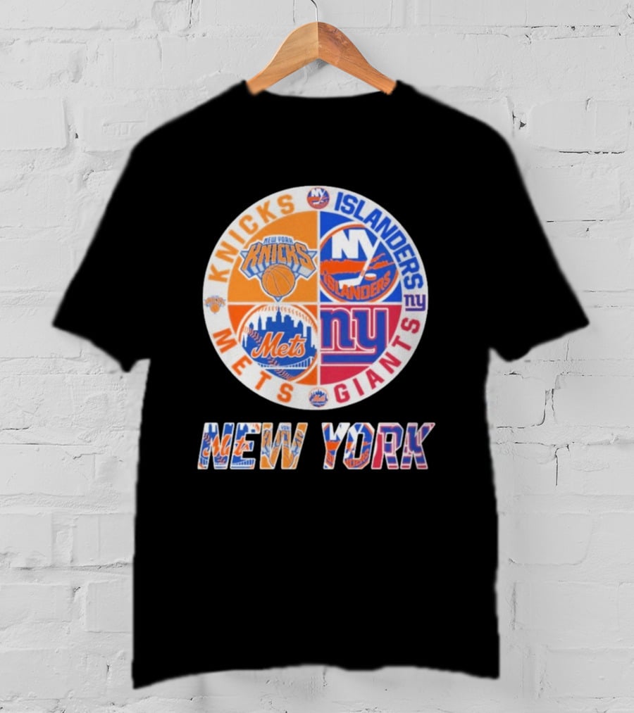 New York Knicks Mets Giants Islanders Logos Circle NYC Sports Teams T-Shirt