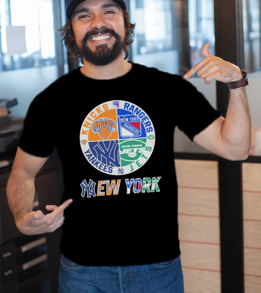 New York Knicks Rangers Yankees Jets Circle T-Shirt