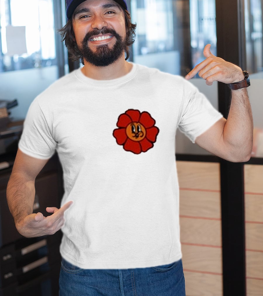 Ludwig Mogul Mogi Red Flower Cartoon Face T-Shirt