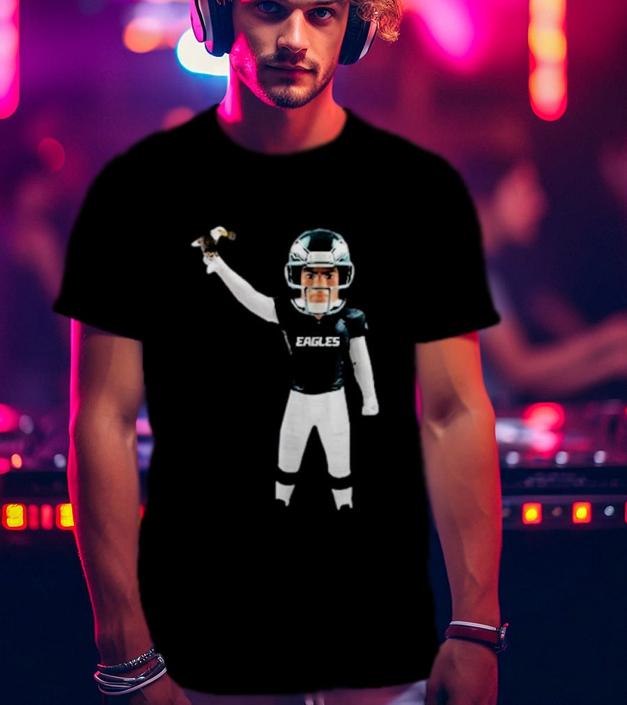 Eagles Bobblehead Football Player Holding Miniature Golf Club T-Shirt