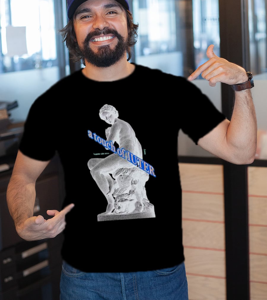 Nymph A Touch Of Iuter Collezione Primavera Estate 2025 Insieme Dal 2002 Statue T-Shirt