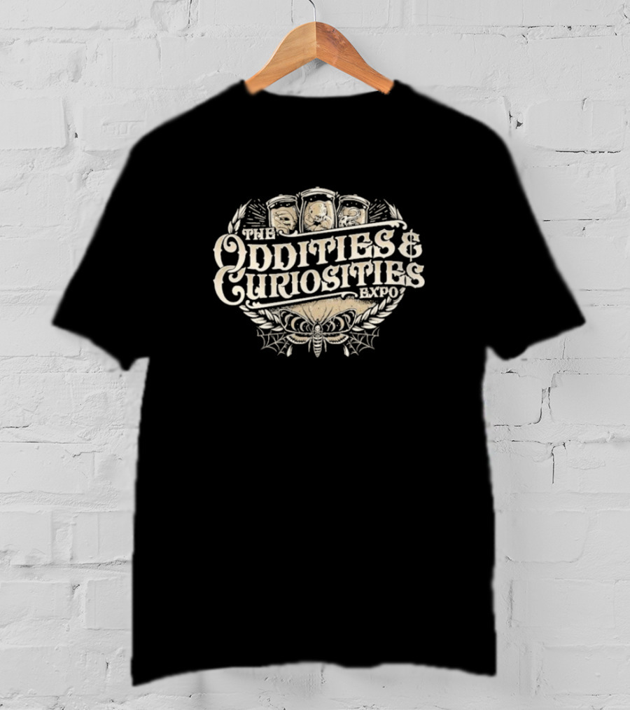 The Oddities And Curiosities Expo Death Head Moth Skeletons Tarot Cards T-Shirt