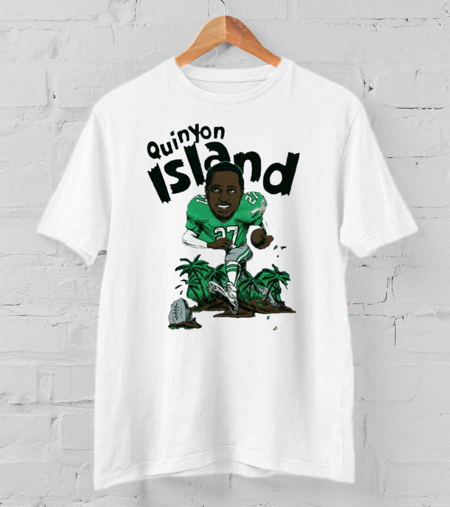 Quinyon Island Eagle 27 Football Player Running With Palm Trees And Rocks T-Shirt