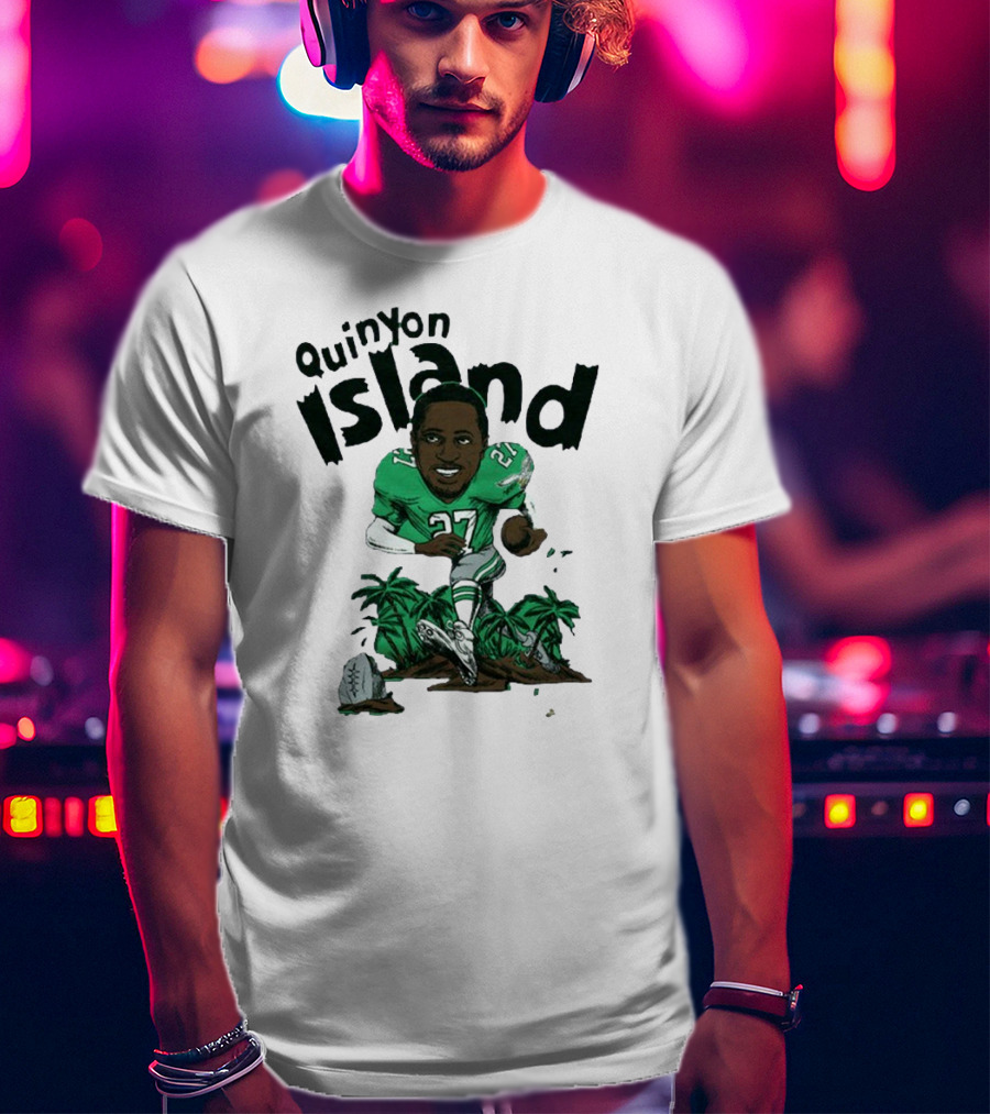 Quinyon Island Eagle 27 Football Player Running With Palm Trees And Rocks T-Shirt