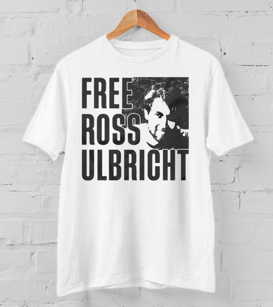 Free Ross Ulbricht Text With Distressed Face Graphic T-Shirt