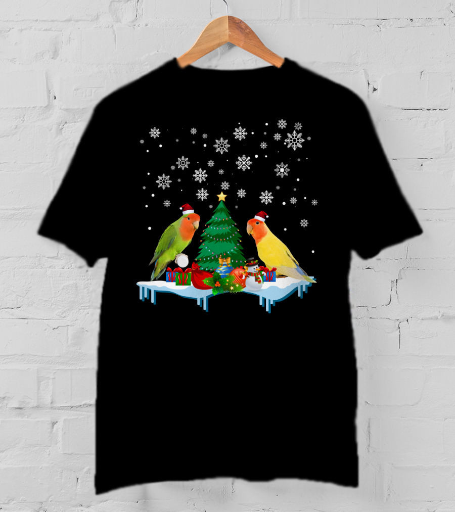 Lovebird Merry Christmas Snowflakes Tree Santa Hats T-Shirt
