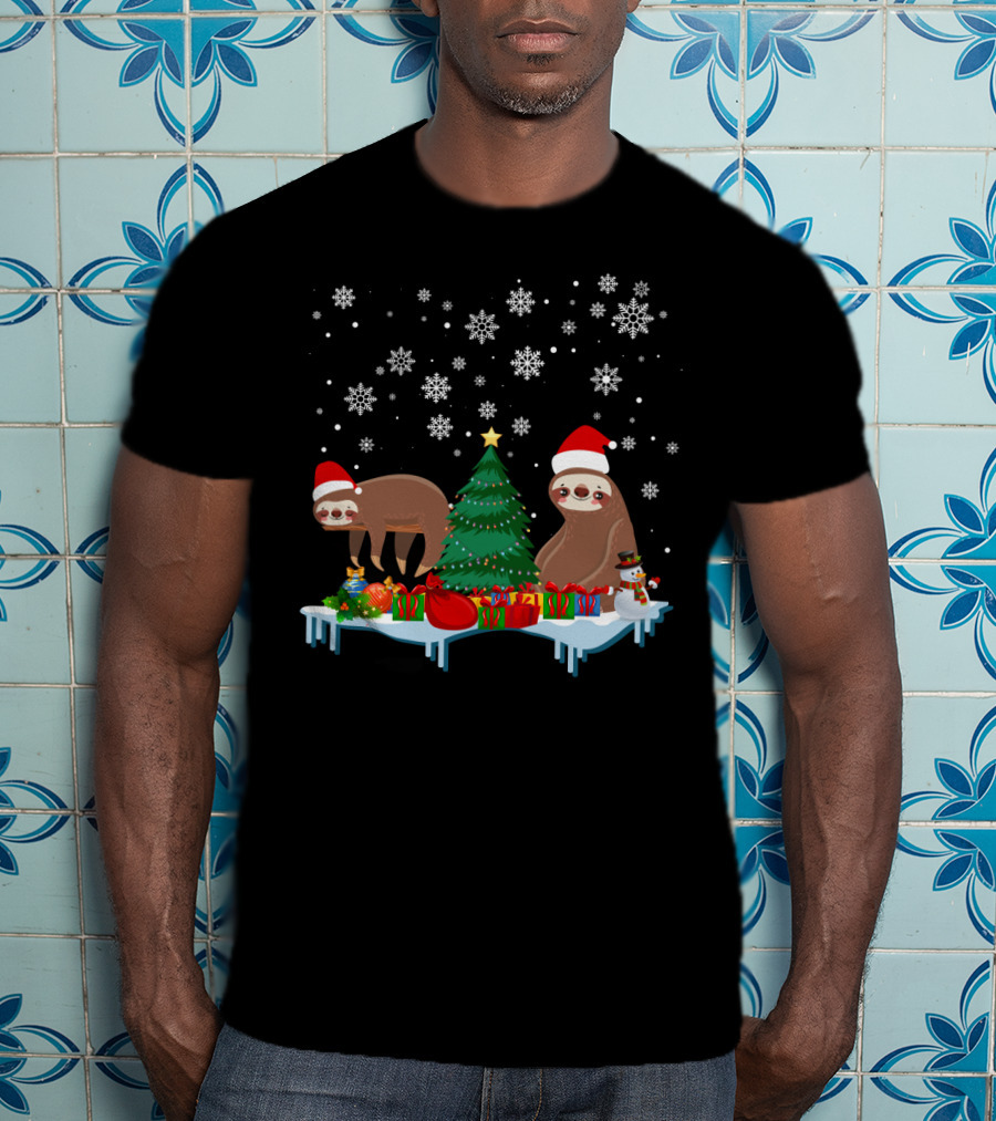 Sloth Merry Christmas Snowflakes Santa Hat Gifts Tree T-Shirt