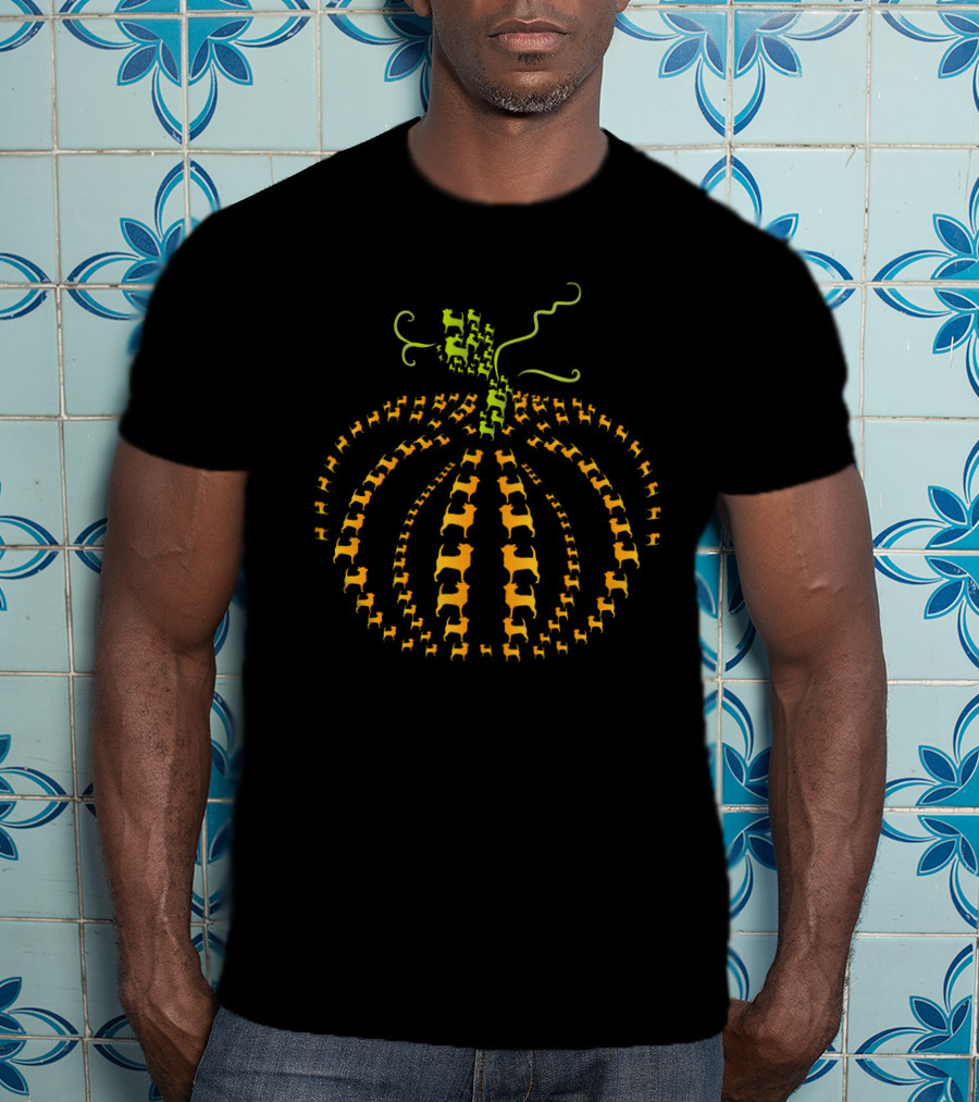 Chihuahua Pumpkin Pattern In Vibrant Orange And Green T-Shirt