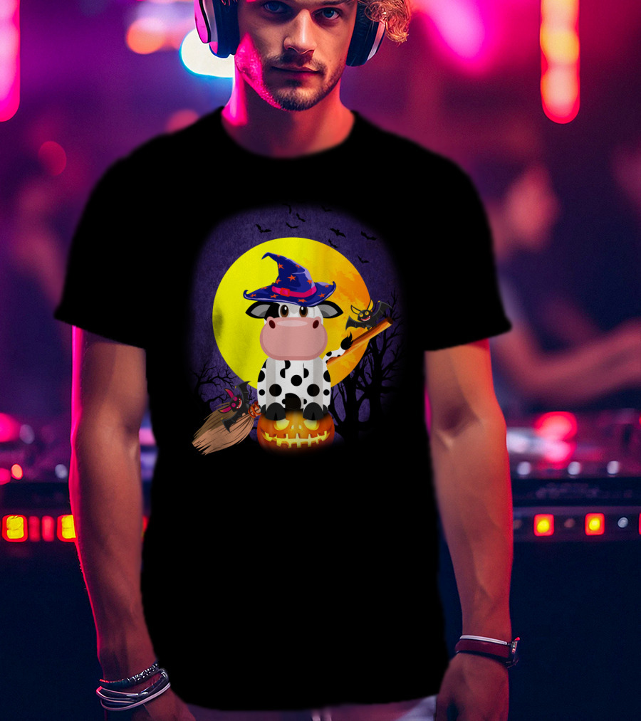 Cow Witch Spooky Halloween Full Moon Scene With Pumpkin And Broomstick T-Shirt