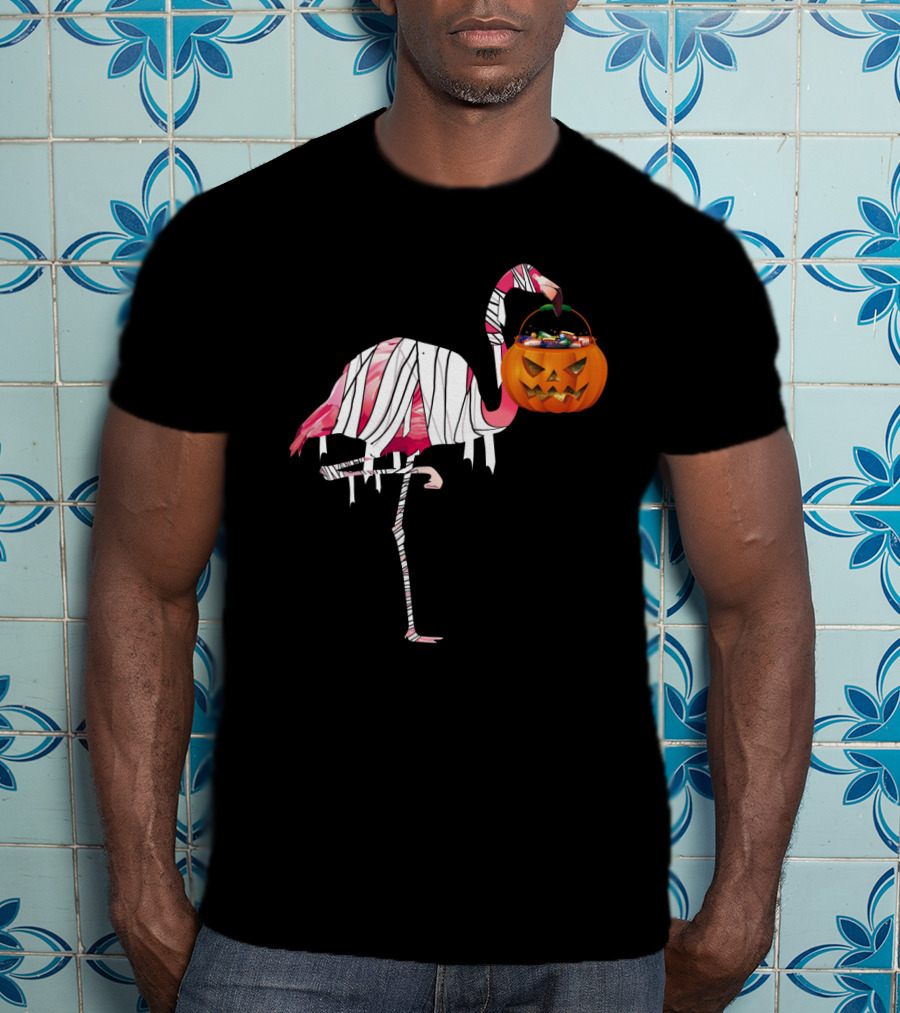 Halloween Pumpkin Mummy Flamingo Holding Candy Jack-o'-Lantern T-Shirt
