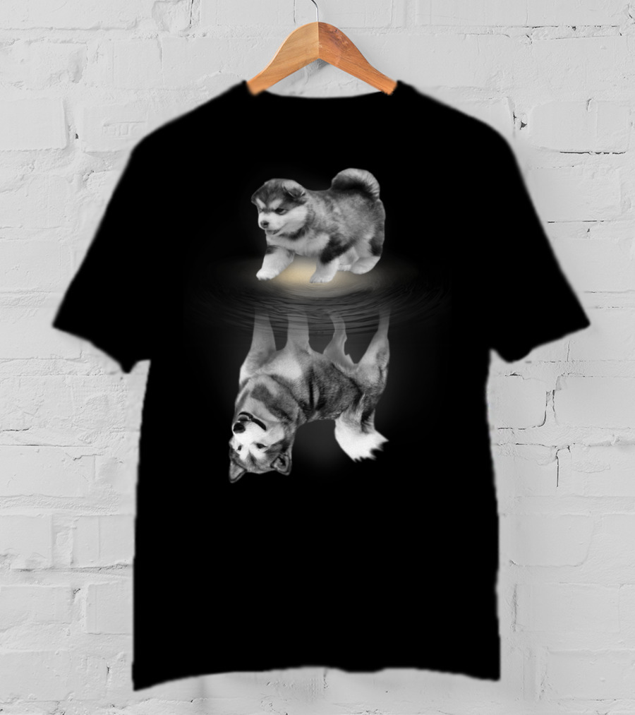 Alaskan Malamute Puppy And Reflection Illustration With Anatomy T-Shirt