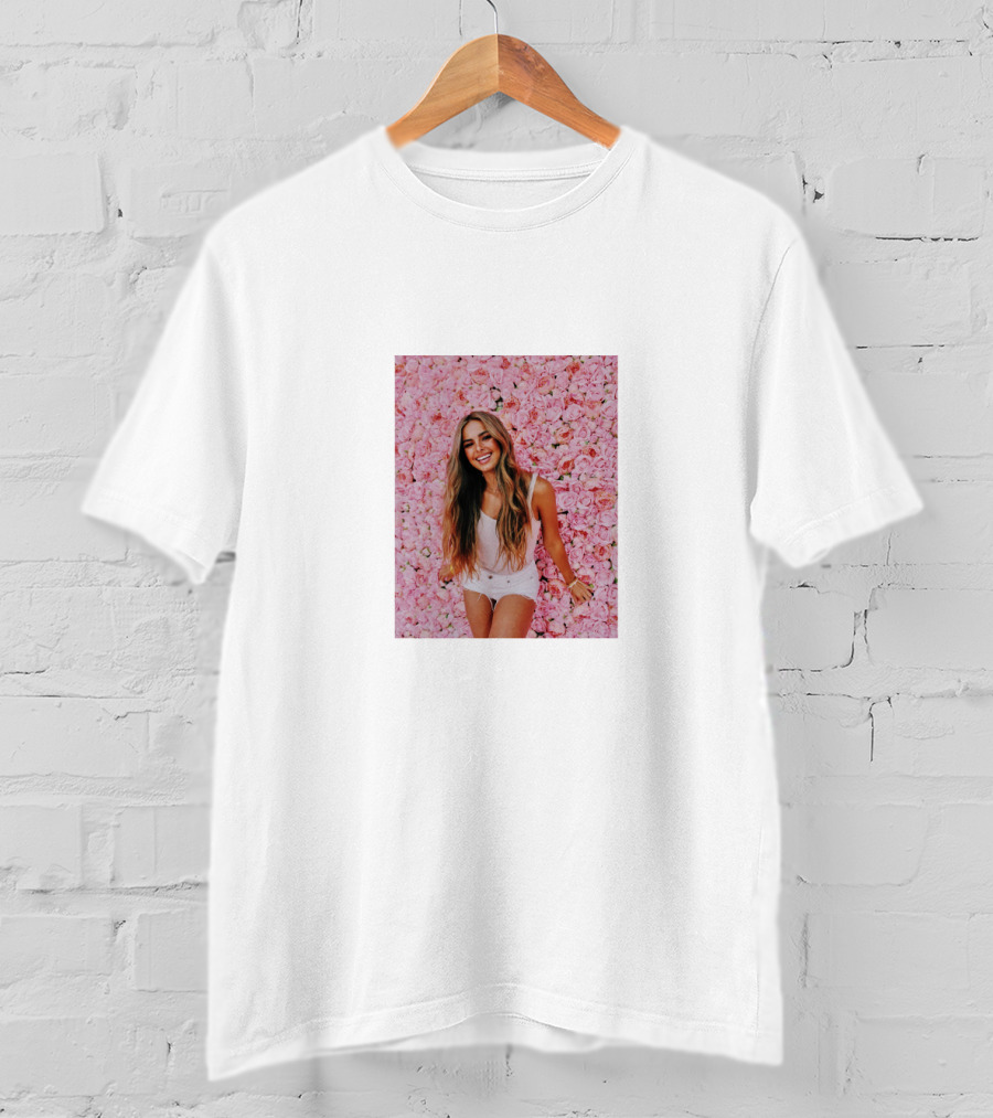 Addison Rae Merch Pink Floral Background Pouty Face T-Shirt