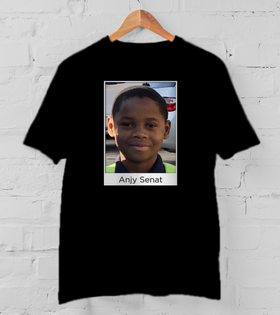 Anjy Senat Portrait Photo T-Shirt