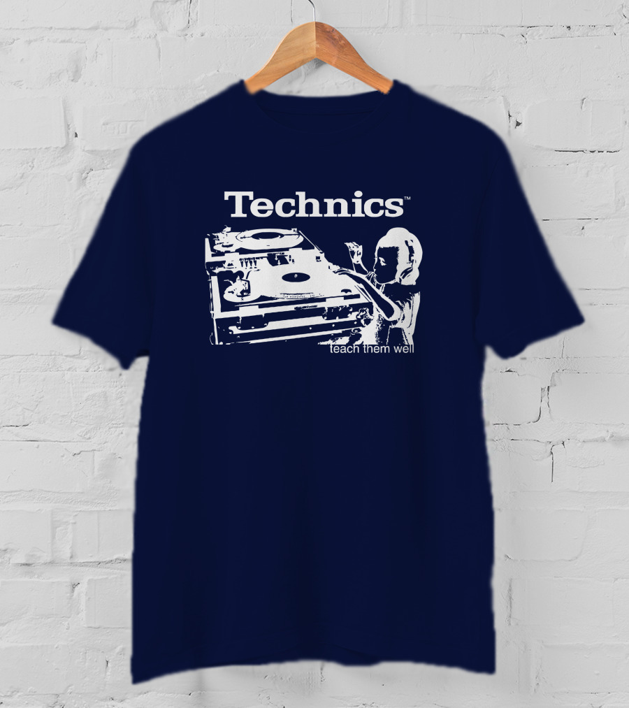 Technics Teach Them Well DJ Turntable And Child Headphones T-Shirt
