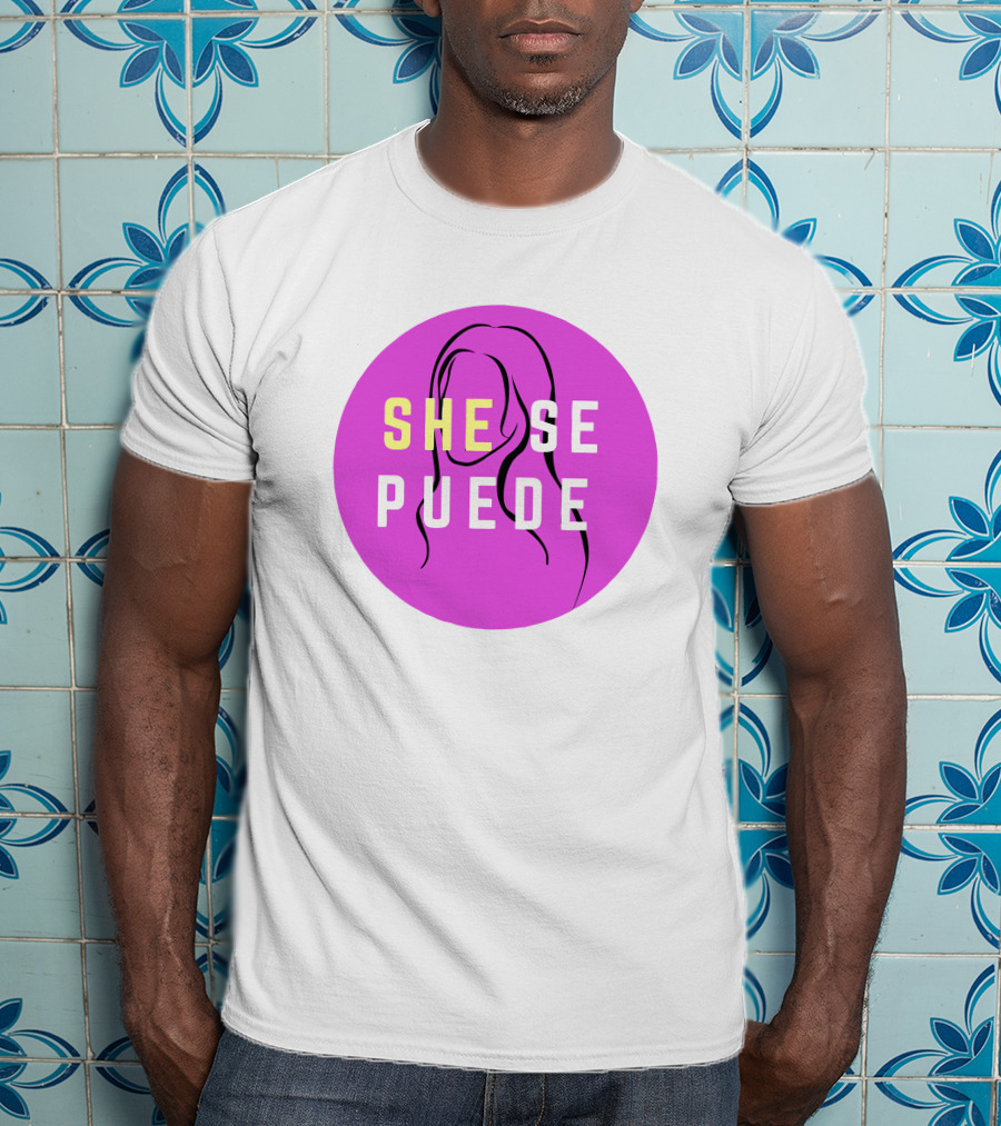 SHE SE PUEDE Purple Circle T-Shirt