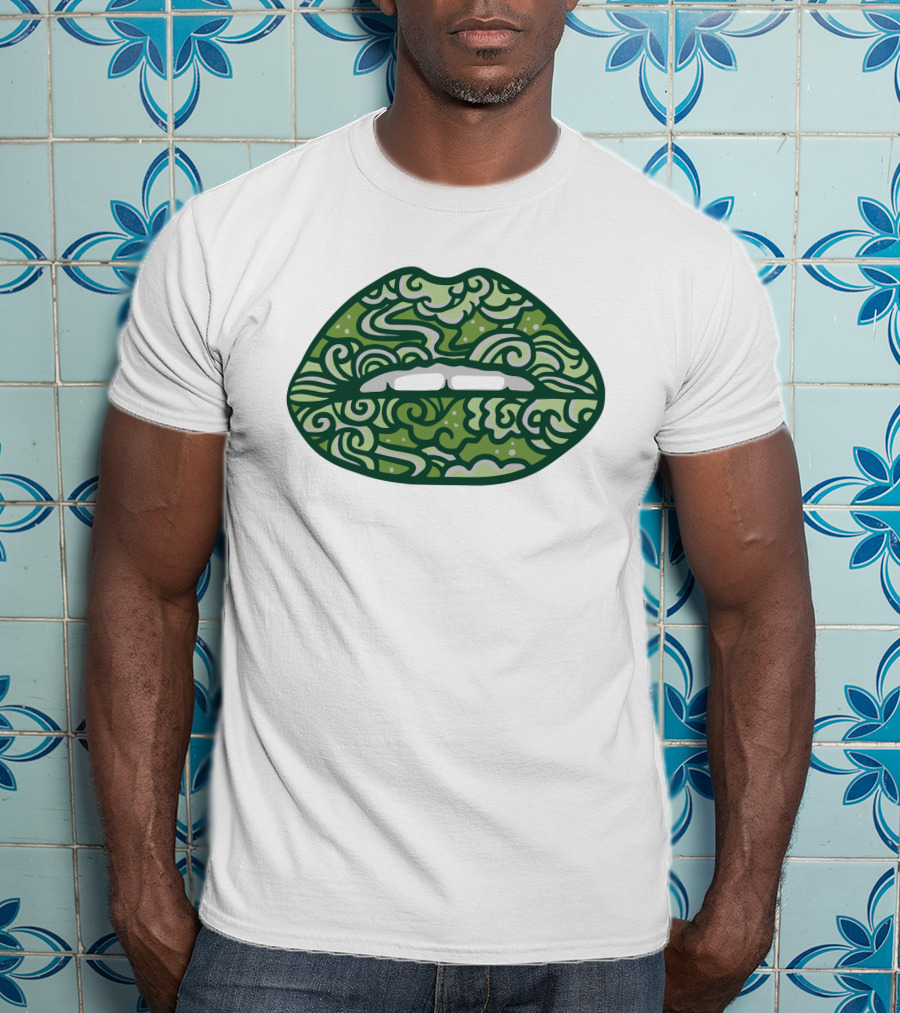 LXS TV Paisley Lips Green T-Shirt