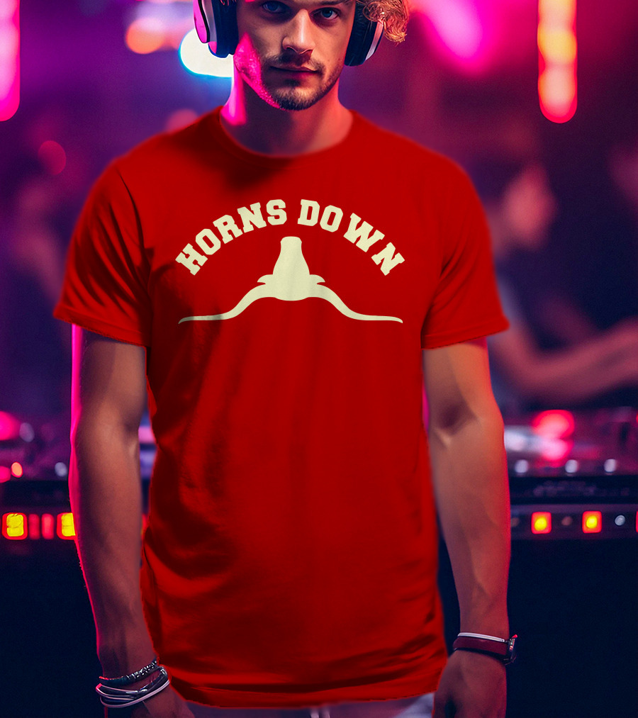 Horns Down Texas Tuck Fexas Longhorns Rivalry T-Shirt