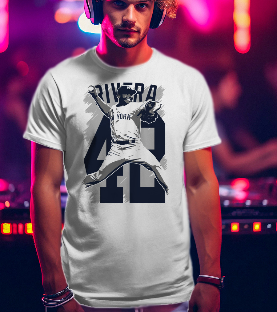 Rivera 42 New York Yankees Baseball Legend T-Shirt