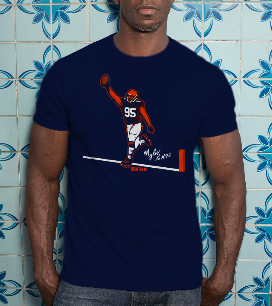 Myles Garrett Flash For Six NFLPA Browns #95 T-Shirt