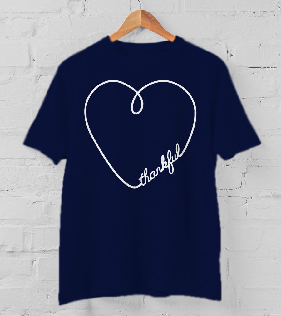 Thankful Script Heart Outline T-Shirt