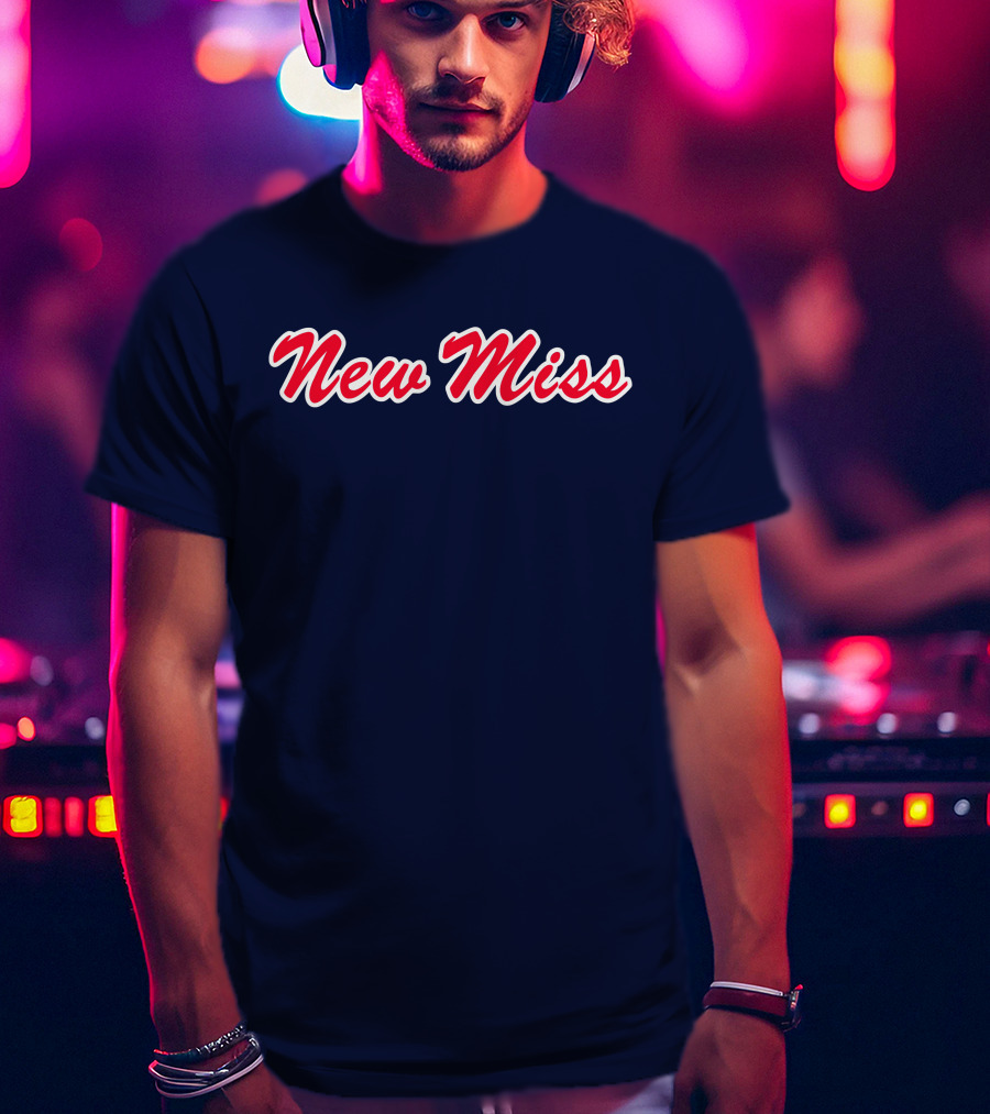 New Miss Vintage Collegiate Script T-Shirt