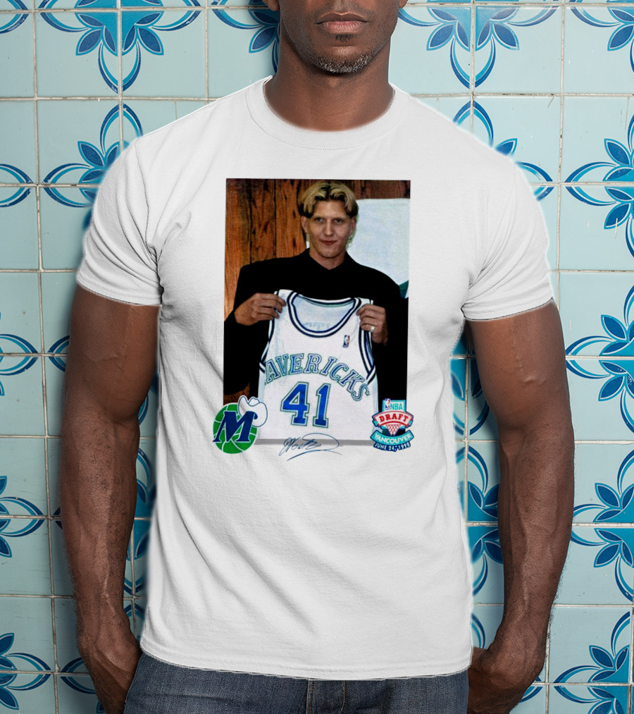 Dirk Nowitzki Mavericks NBA Draft Vancouver June 24 1998 T-Shirt