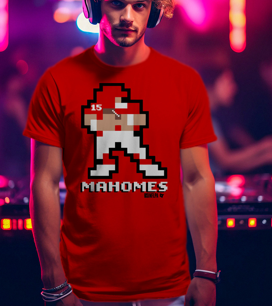 Patrick Mahomes 8 Bit NFLPA Pixelated Player T-Shirt