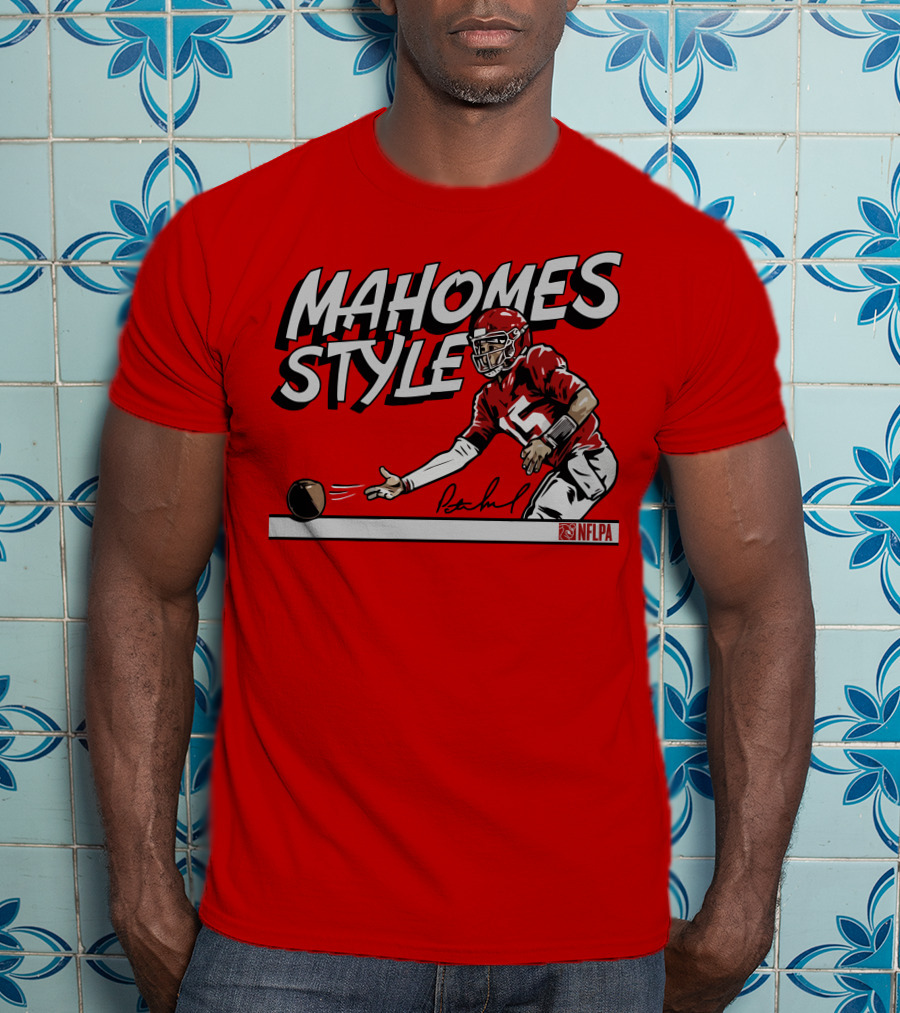 MAHOMES STYLE NFLPA Football Quarterback Signature T-Shirt