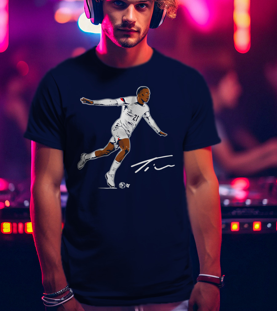 Timothy Weah Signature Soccer Art With Player 21 And Tim Autograph T-Shirt