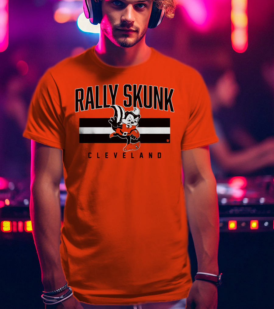 Cleveland Rally Skunk Football Character Sporting Orange Helmets T-Shirt