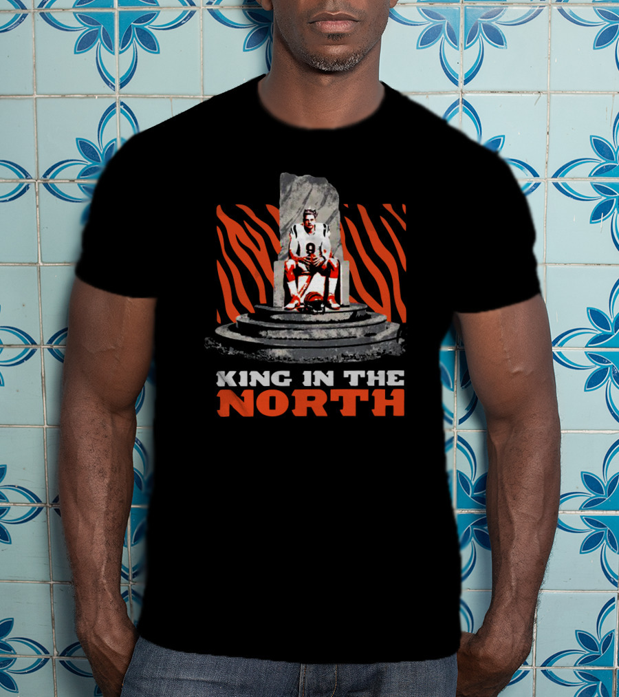 King In The North Football Throne Tiger Stripes T-Shirt