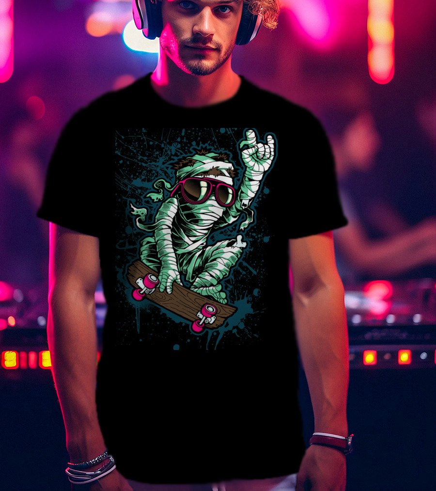 Return Mummy Skateboarding With Sunglasses Rock Hand Gesture T-Shirt