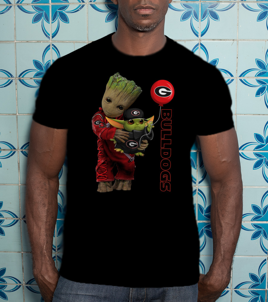 G&Y Georgia Bulldogs Groot And Baby Yoda With Balloon T-Shirt