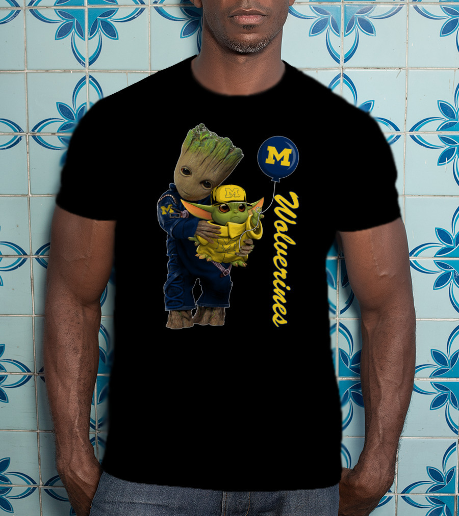 G&Y-Michigan Wolverines M Balloon Hug T-Shirt