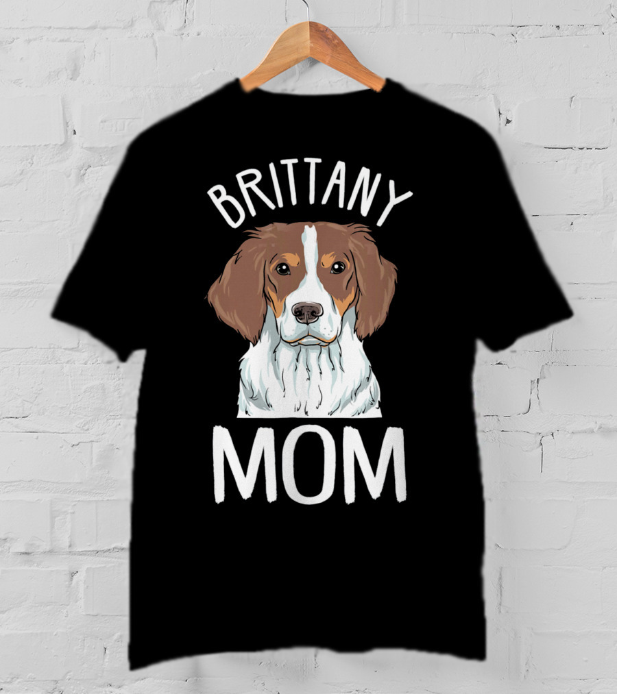 Brittany Spaniel Mom T-Shirt