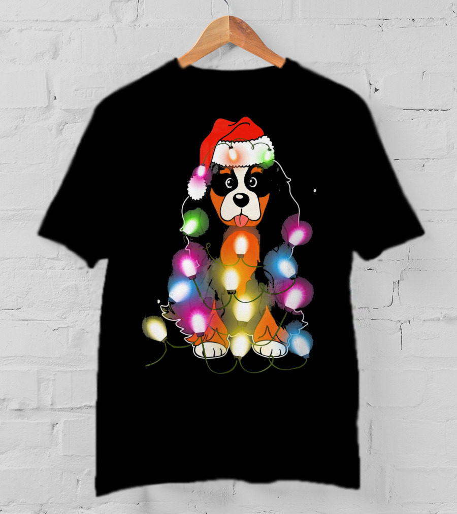 Cavalier King Charles Spaniel Festive Christmas Lights With Santa Hat T-Shirt
