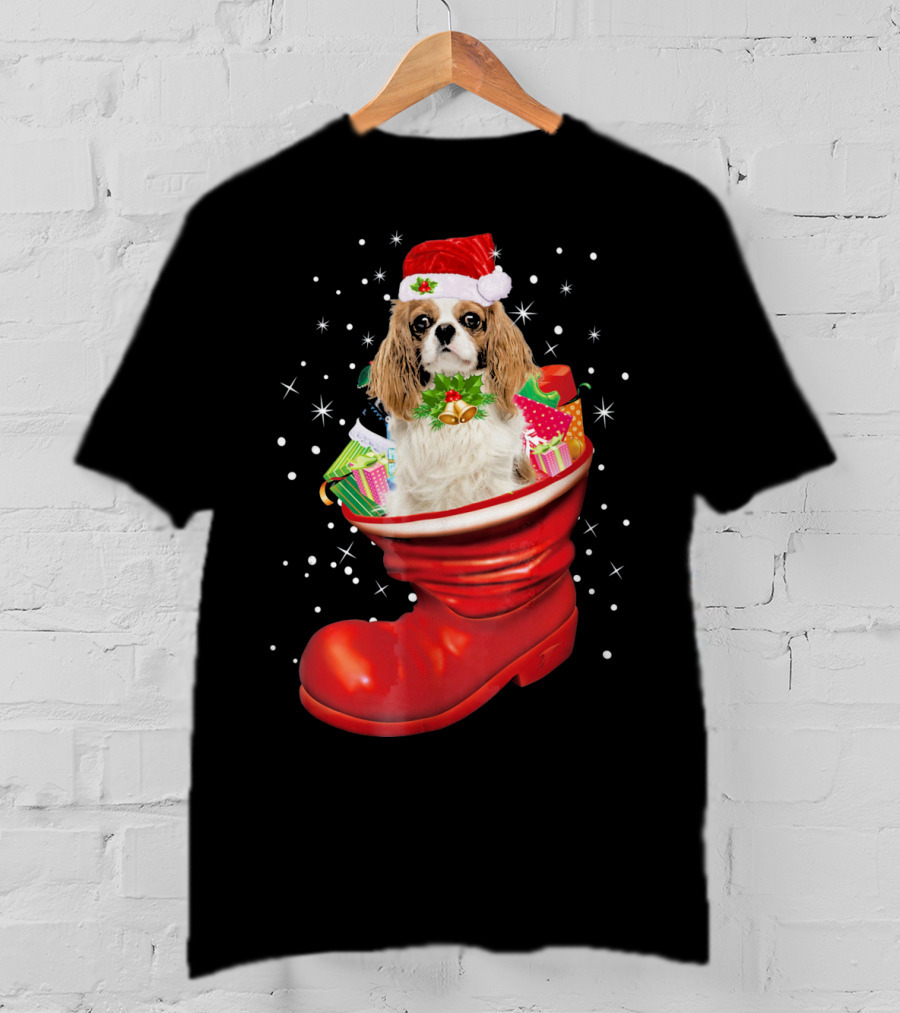 Cavalier King Christmas Dog In Festive Boot With Gifts T-Shirt