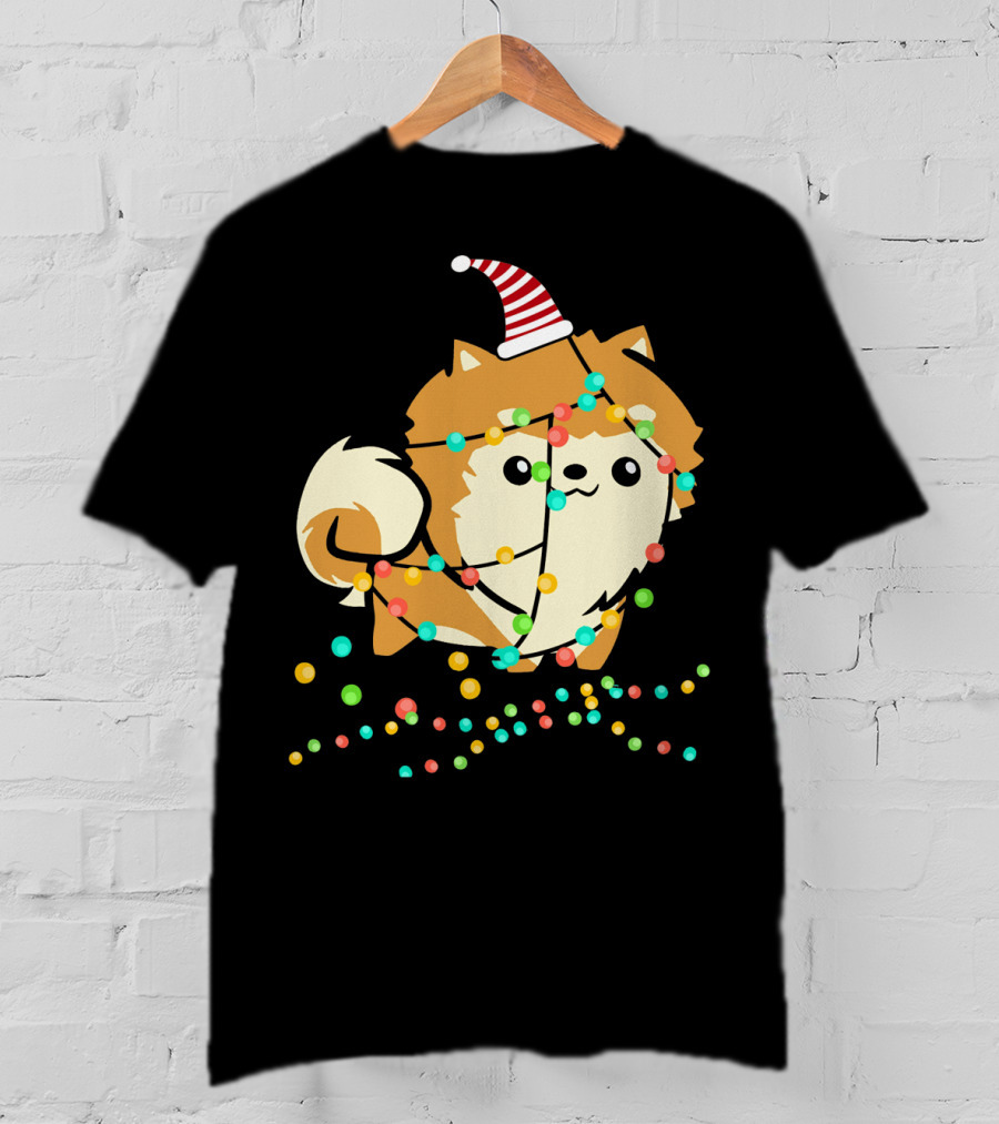 Christmas Lights Pomeranian Santa Hat T-Shirt