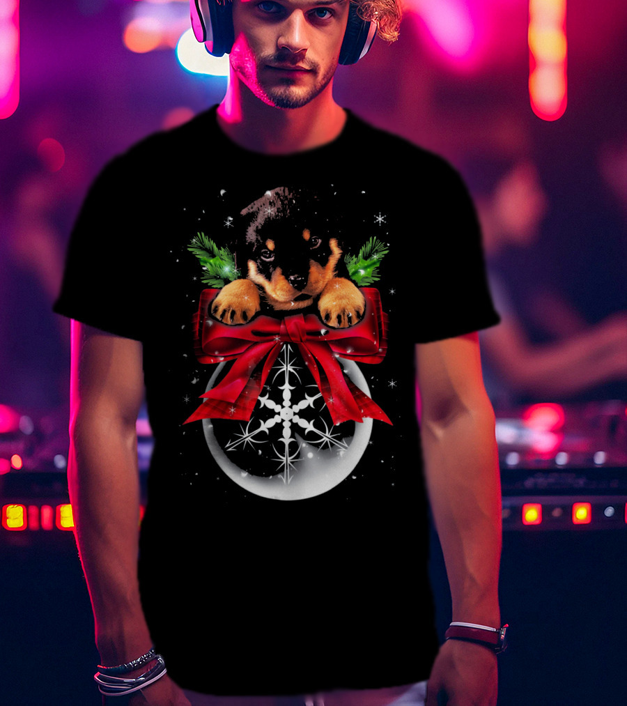 Rottweiler Puppy Christmas Bauble Snowflake Noel T-Shirt