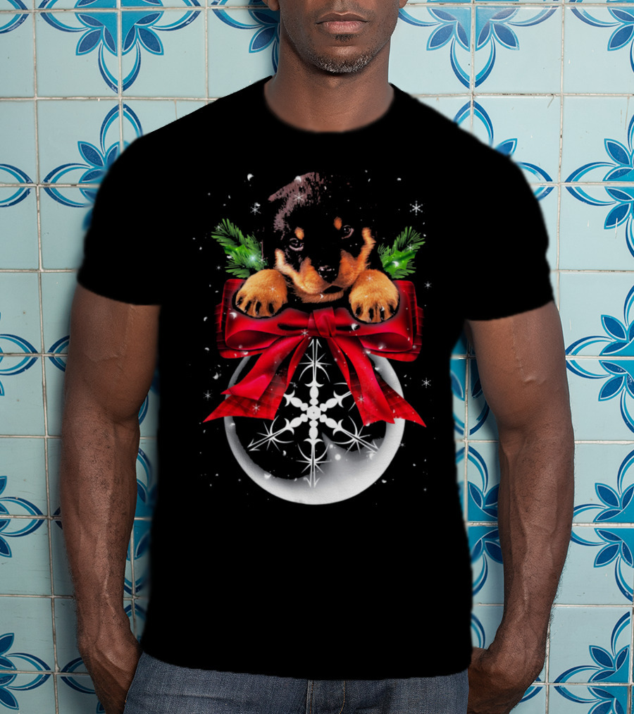 Rottweiler Puppy Christmas Bauble Snowflake Noel T-Shirt