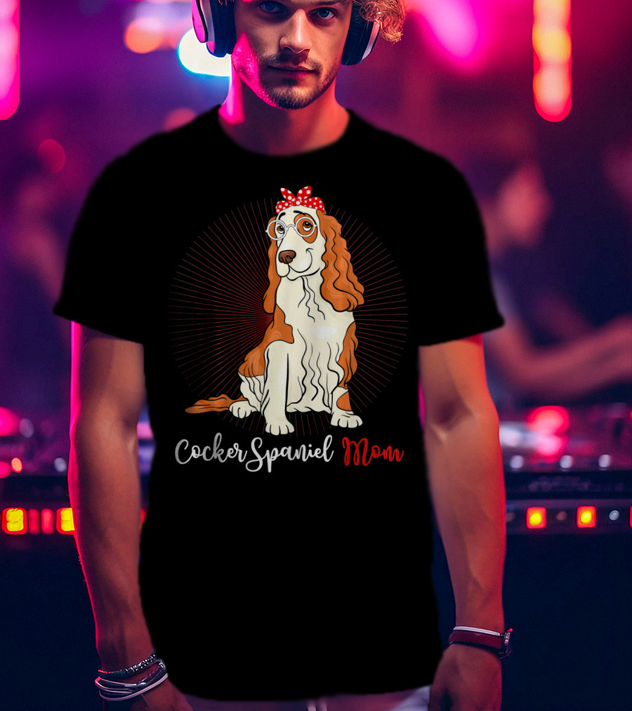 Cocker Spaniel Mom With Glasses And Red Polka Dot Bandana T-Shirt