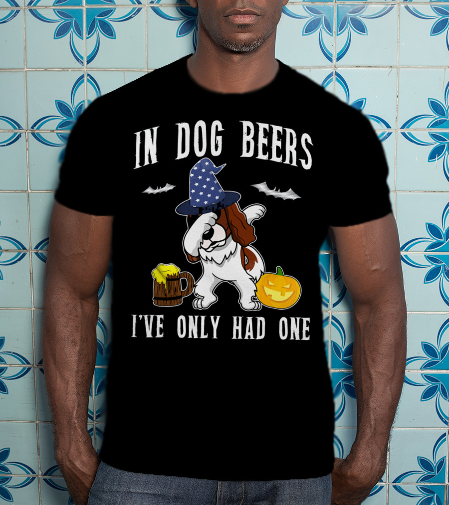 In Dog Beers I've Only Had One Dabbing Cavalier King Charles Spaniel Halloween Wizard Hat Pumpkin T-Shirt